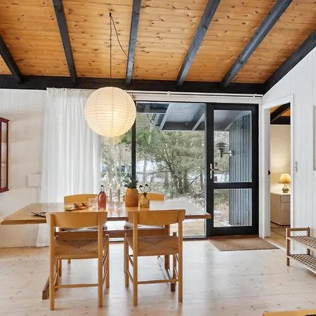 Pet Friendly In Sjaellands Odde *